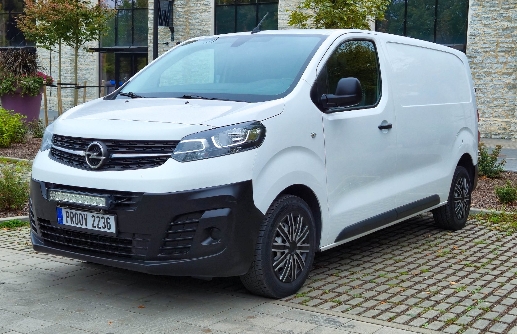 Opel Vivaro 2.0 90kW - View 1