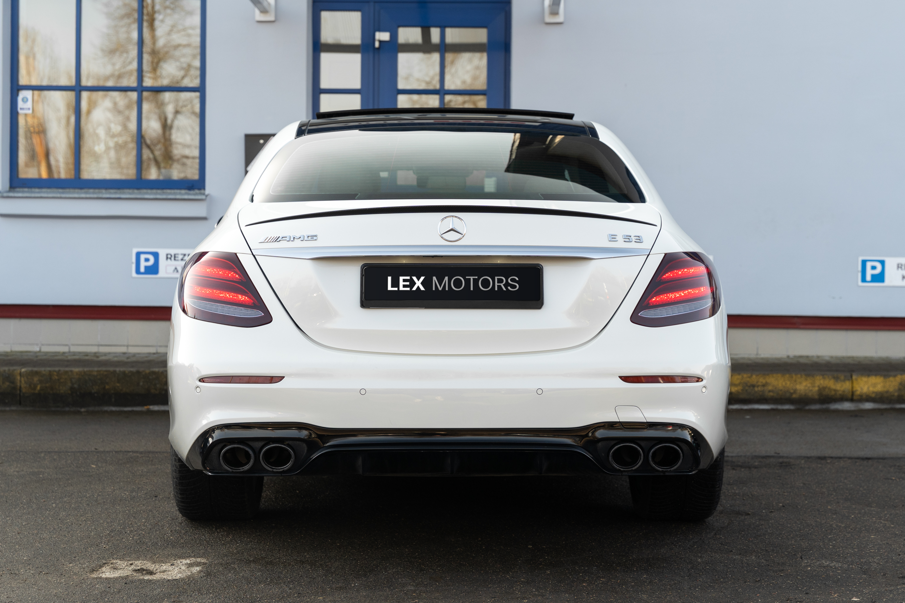 Mercedes-Benz E 53 AMG 4matic+ 3.0 320kW - View 4