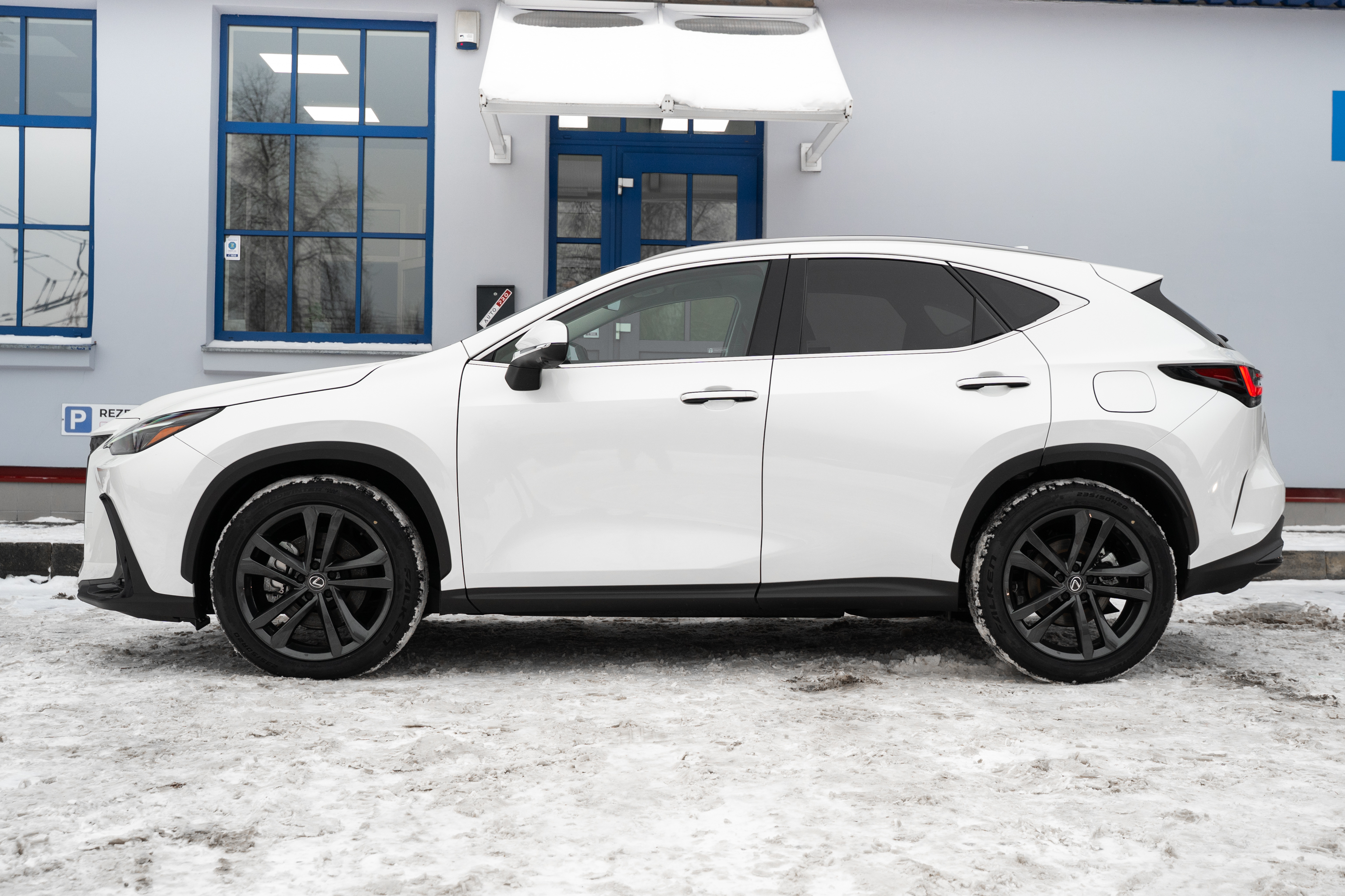 Lexus NX 450h+ EXECUTIVE + Technology 227kW - Eelvaade 9