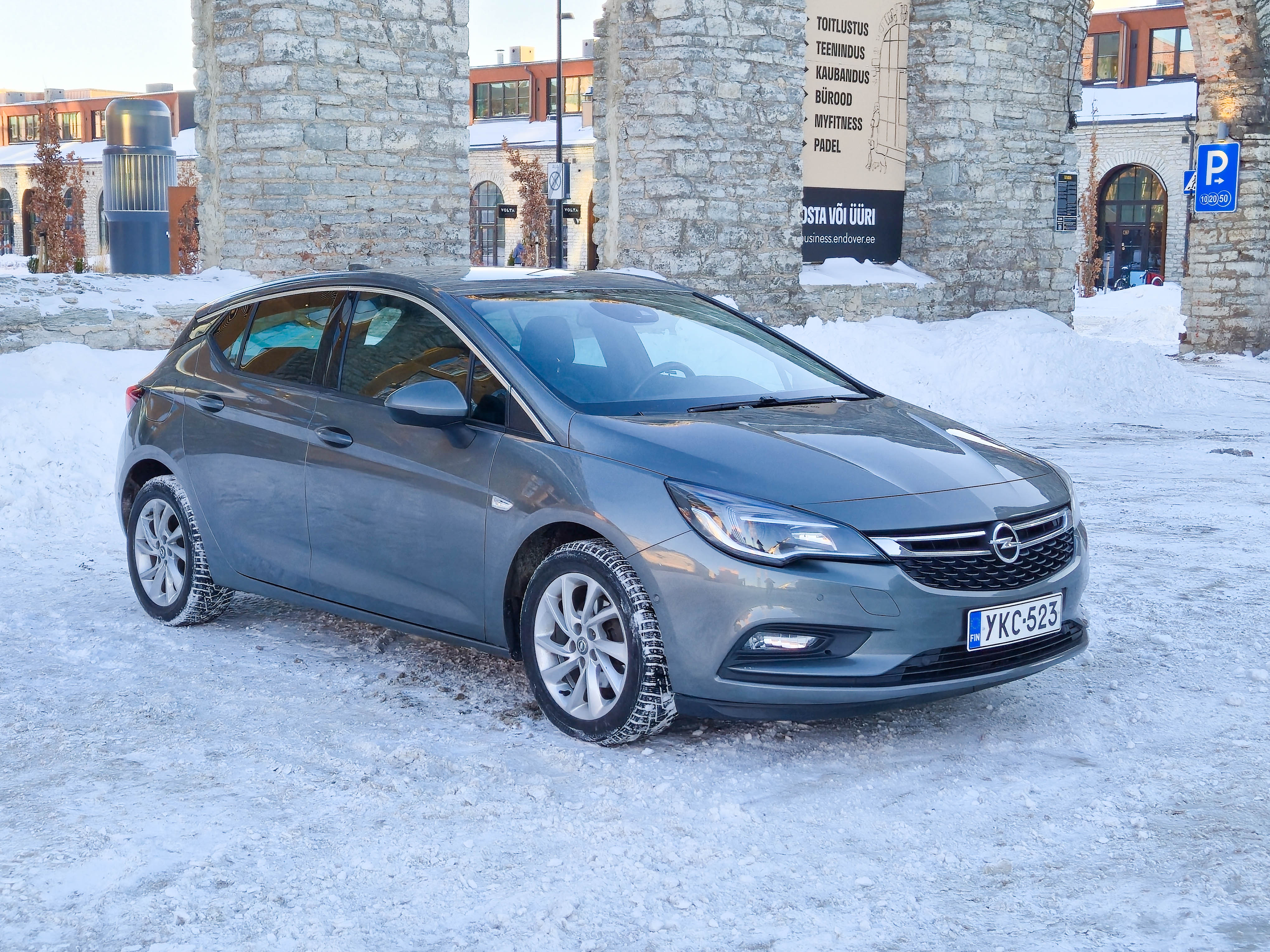 Opel Astra Premium 77kW - View 1