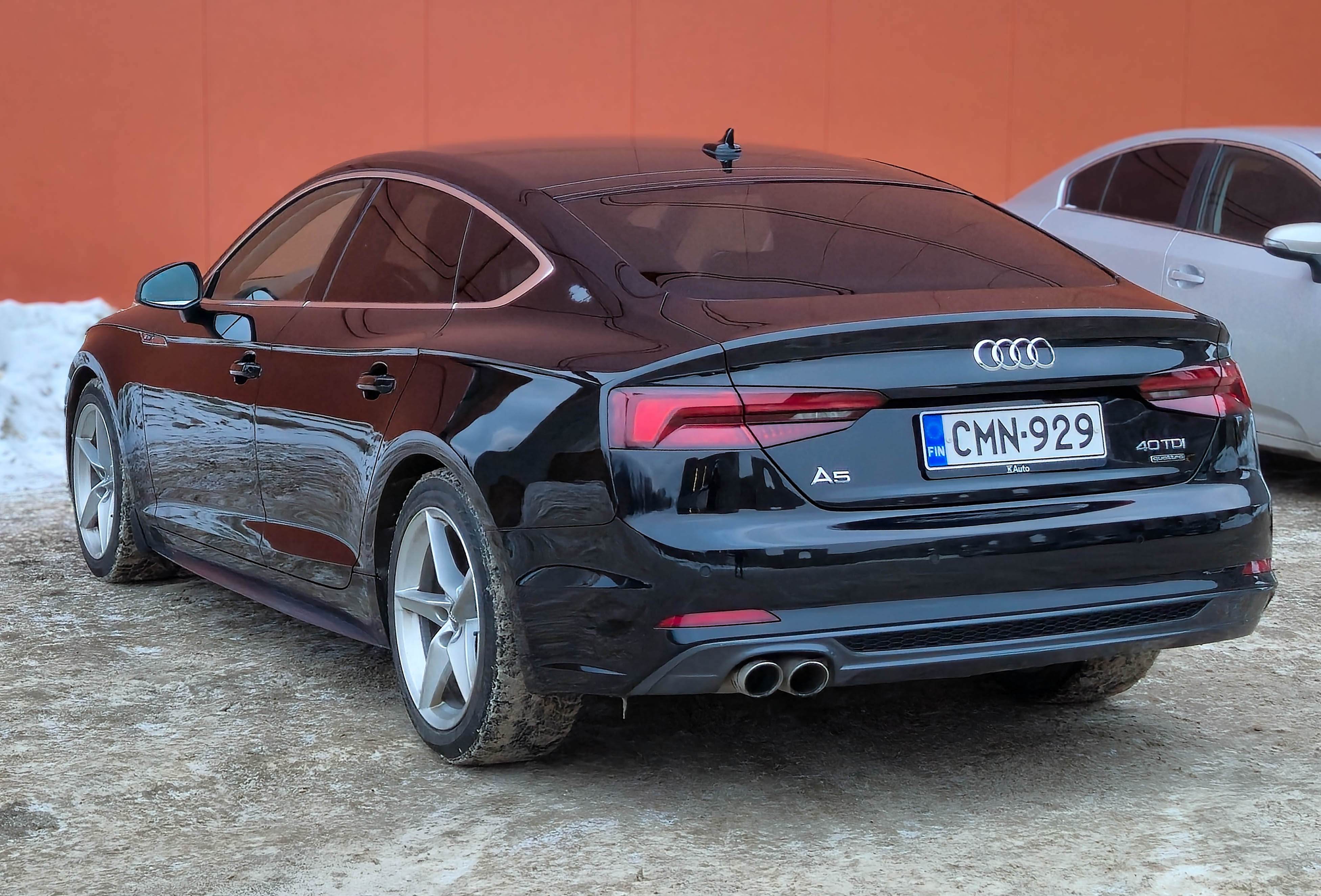 Audi A5 S-line Quattro 40TFSI 2.0 140kW - Eelvaade 5