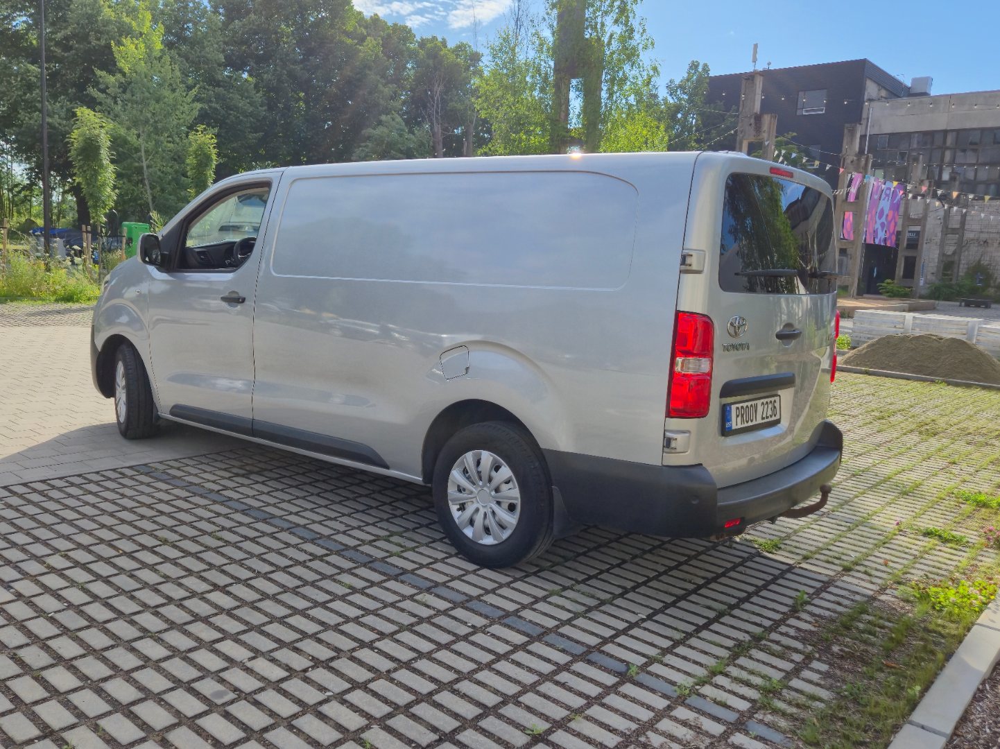 Toyota ProAce 2.0 90kW - View 4