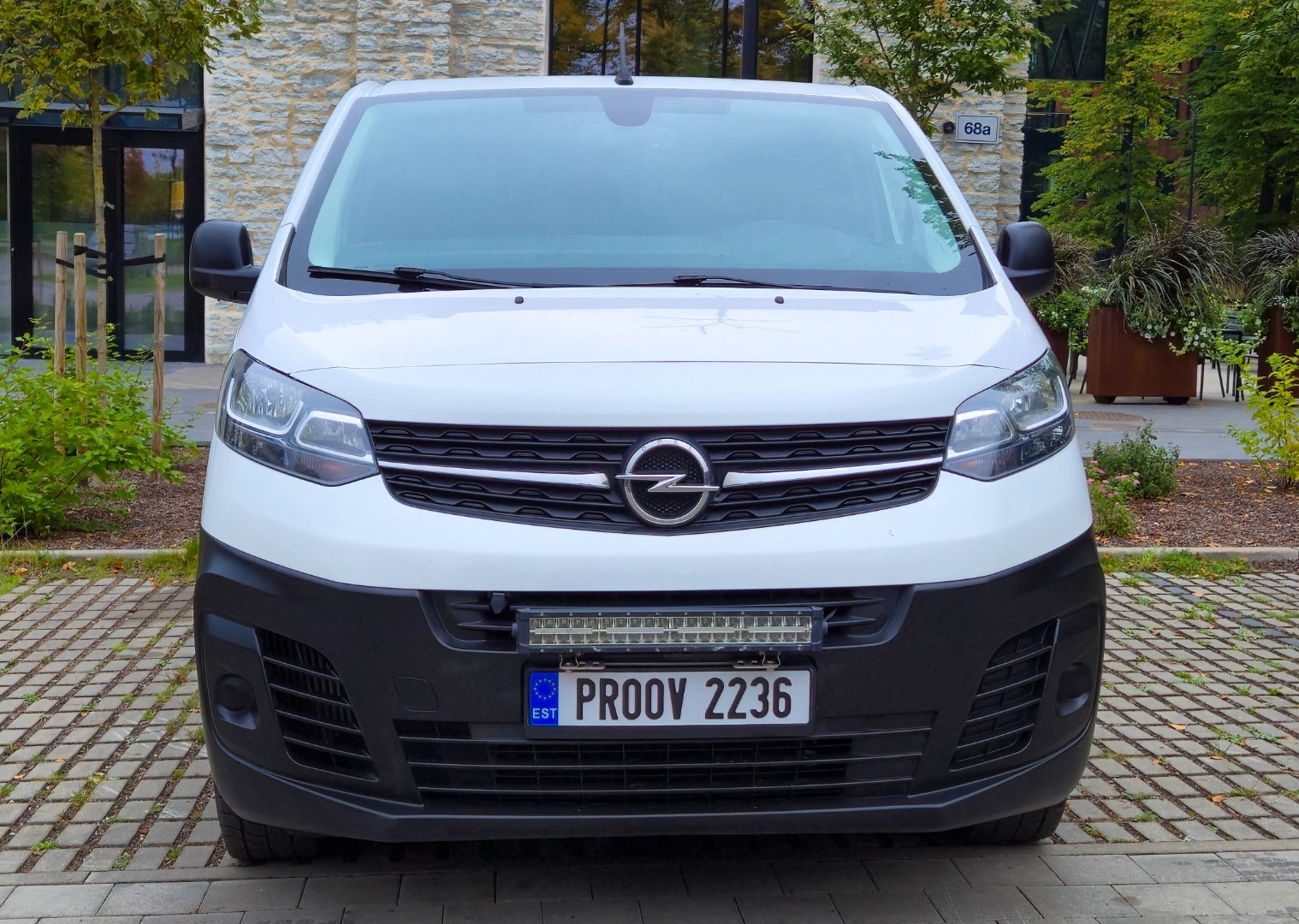 Opel Vivaro 2.0 90kW - View 2