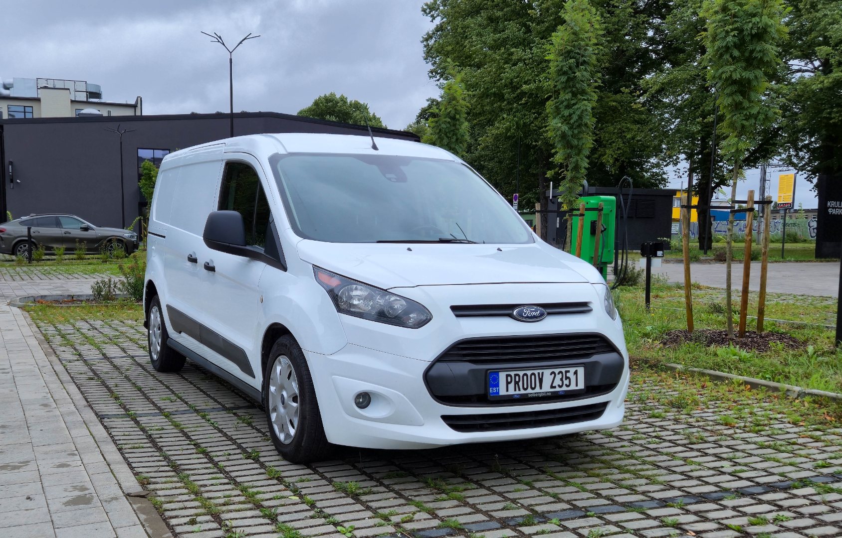 Ford Transit Connect - View 2