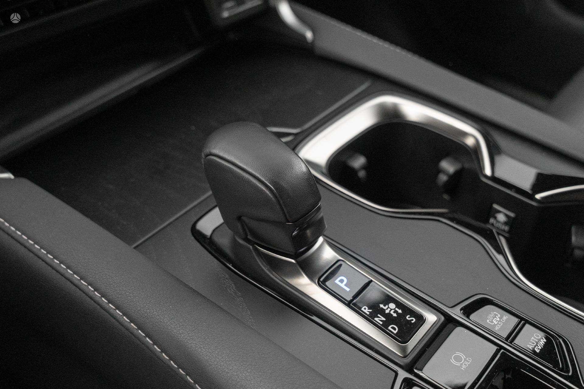 Lexus RX 450h+ Luxury  309kW - Eelvaade 18